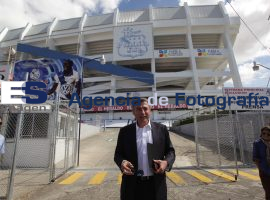 Antonio Gali Fayad Remodelación estadio Cuauthémoc - ES imagen agencia de fotografía