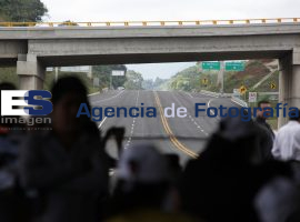 Felipe Calderón autopista México-Tuxpan - ES imagen agencia de fotografía