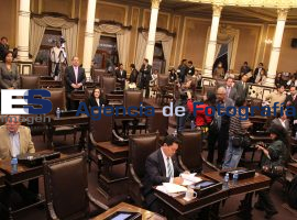 Durante la sesión pública ordinaria del Congreso del Estado. - ES imagen agencia de fotografía