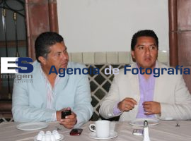 La UPEXT convocó rueda de prensa - ES imagen agencia de fotografía