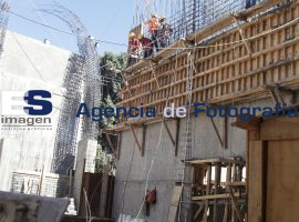 Trabajos construcción Teleférico Barrio del artista - ES imagen agencia de fotografía