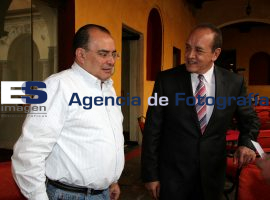 Reuniones Victor Hugo Islas  - ES imagen agencia de fotografía