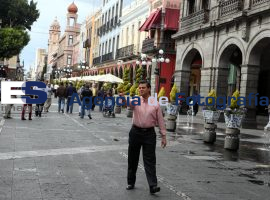 Enrique Peña Nieto durante grabación. - ES imagen agencia de fotografía