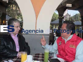 Enrique Doger y Jaime Alcántara Silva en desayuno - ES imagen agencia de fotografía