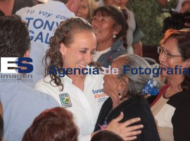 Susana Riestra cierra su campaña con miles de personas - ES imagen agencia de fotografía