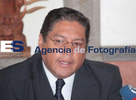 Dr. Miguel Edgar Ayllon Villegas 03-09-2013 - ES imagen agencia de fotografía