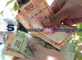 Dinero - ES imagen agencia de fotografía