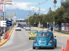 Inauguración de la modernización de pavimento con concreto hidráulico en la Calzada Zavaleta  - ES imagen agencia de fotografía