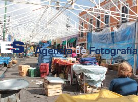 Reubicación de vendedores del  mercado 5 de Mayo - ES imagen agencia de fotografía