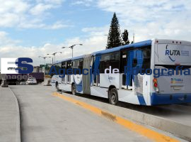 Metrosbus trayecto Juárez-Serdán.  - ES imagen agencia de fotografía