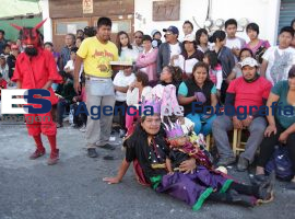 Moros y Cristianos en San Baltazar Campeche - ES imagen agencia de fotografía
