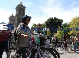 Manifestacion de ciclistas - ES imagen agencia de fotografía