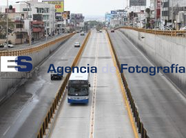 Unidades de RUTA en su camino a la estación Juárez Serdán - ES imagen agencia de fotografía