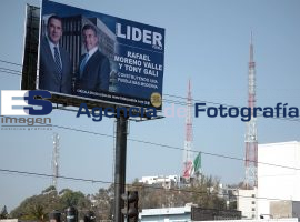 Aparecen espectaculares en la ciudad  - ES imagen agencia de fotografía
