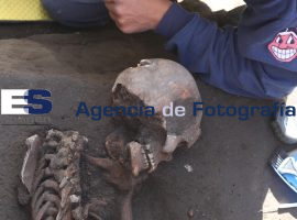 Arqueólogos del INAH encuentran osamenta en San Andrés Cholula - ES imagen agencia de fotografía