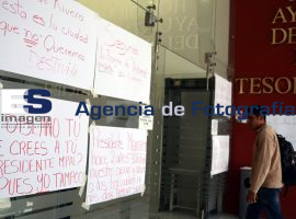 Sindicato se manifiesta contra Eduardo Rivera  - ES imagen agencia de fotografía