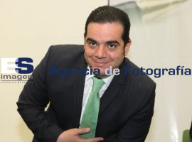 Firman contractual con ASPABUAP - ES imagen agencia de fotografía
