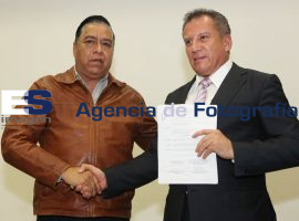 Firman Enrique Agüera revisión contractual con SITBUAP - ES imagen agencia de fotografía