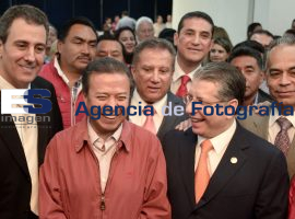 Aspirantes a candidatos con Camacho  - ES imagen agencia de fotografía