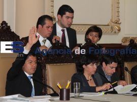 Durante Sesión de Cabildo - ES imagen agencia de fotografía