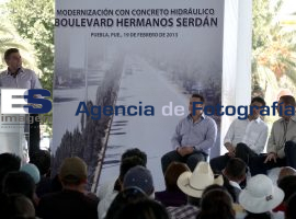 Concluye modernización del Hermanos Serdán  - ES imagen agencia de fotografía