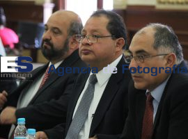 Comparesencia de Luis Mora  Secretario de Normatividad - ES imagen agencia de fotografía