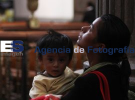 Despiden al papa Benedicto XVI con repique de campanas - ES imagen agencia de fotografía