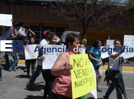 #yosoy132 se manifiesta ante la visita de Chuayffet - ES imagen agencia de fotografía