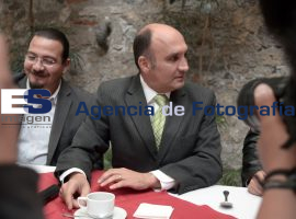 Gabriel Chedraui, aspirante  - ES imagen agencia de fotografía