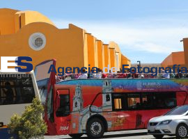 Tutistas recorren Puebla abordo de un turibus 2013 - ES imagen agencia de fotografía