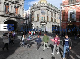 Tutistas recorren Puebla 2013 - ES imagen agencia de fotografía