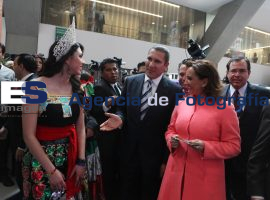 Recorren estands en Tianguis Turístico - ES imagen agencia de fotografía