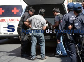 Muere motociclista trás accidente de transporte público  - ES imagen agencia de fotografía