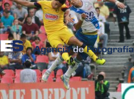 Puebla F.C. vs América e el estadio Azteca - ES imagen agencia de fotografía