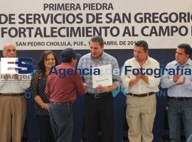 Colocan primera piedra del CIS en Cholula 2013 - ES imagen agencia de fotografía