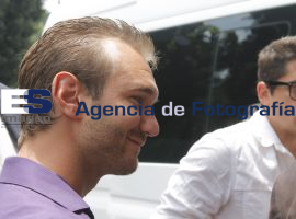Entrega Eduardo rivera copia de la cedula real a Nick Vujicic - ES imagen agencia de fotografía