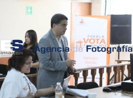 Miguel Ángel Ceballos se registra como candidato del PT - ES imagen agencia de fotografía