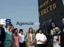 Develación de placas conmemorativas al 5 de Mayo  - ES imagen agencia de fotografía