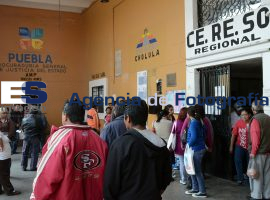 Se manifestan en favor de Néstor López  Espinoza - ES imagen agencia de fotografía