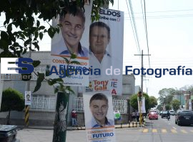 Pendones de publicidad electoral  - ES imagen agencia de fotografía