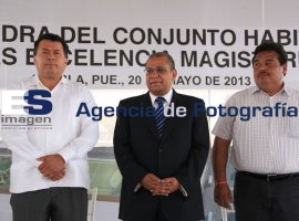 Puesta en marcha construcción viviendas SNTE - ES imagen agencia de fotografía
