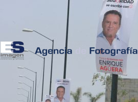 Propaganda electoral avenida Las Torres - ES imagen agencia de fotografía
