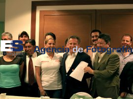 Enrique Agüera 5 de Mayo con empresarios del deporte - ES imagen agencia de fotografía