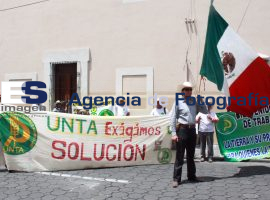 Manifestación UNTA - ES imagen agencia de fotografía