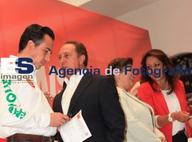 Enrique Agüera 5 de Mayo compromisos metropolitanos - ES imagen agencia de fotografía