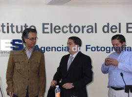 IEE aprueba sustitución de candidatos 2013 - ES imagen agencia de fotografía