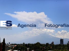 Fumarola volcán Popocatepetl - ES imagen agencia de fotografía
