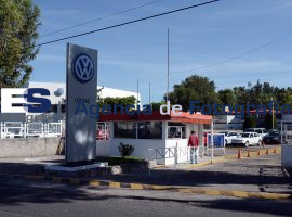 Sindicato VW realiza feria de empleo  - ES imagen agencia de fotografía