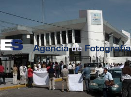 Transportistas se manifiestan en la SCT  - ES imagen agencia de fotografía