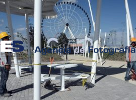 Visitantes en parque lineal  - ES imagen agencia de fotografía